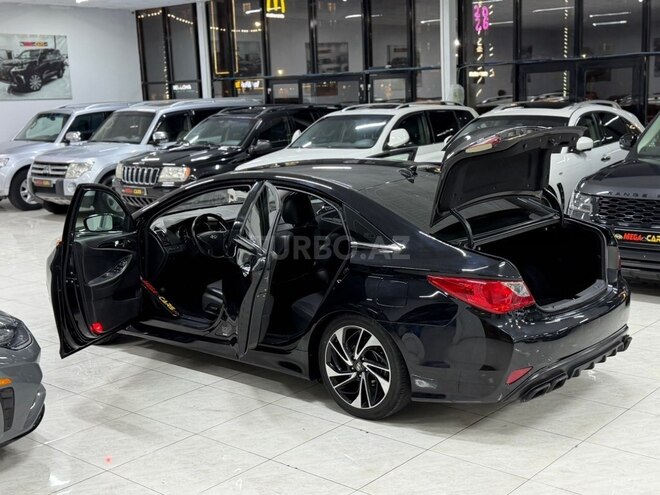 Hyundai Sonata-20