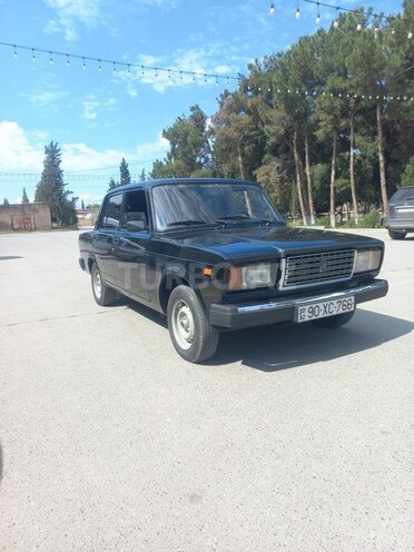 LADA (VAZ) 2107-1