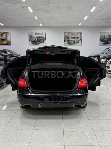 Mercedes E 250-19