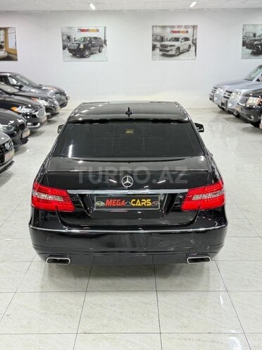 Mercedes E 250-6