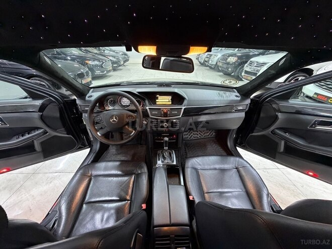 Mercedes E 250-23