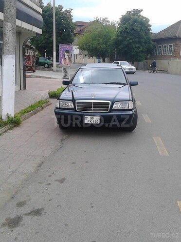 Mercedes C 200-7