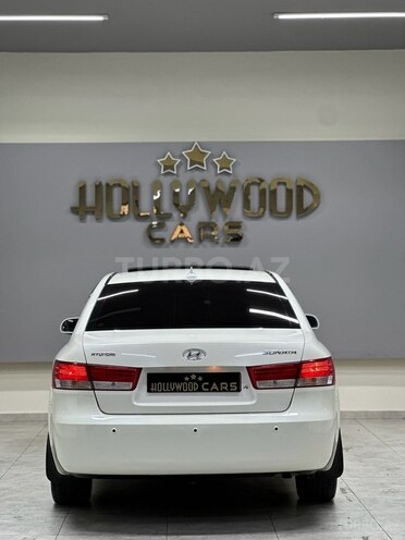 Hyundai Sonata-5
