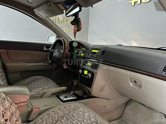 Hyundai Sonata-13