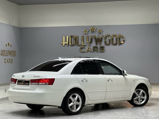 Hyundai Sonata-6