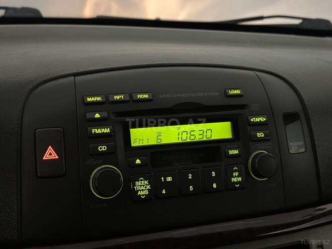 Hyundai Sonata-26