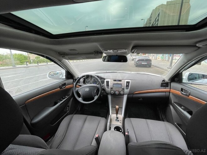 Hyundai Sonata-8