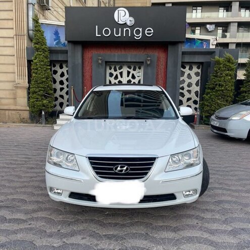 Hyundai Sonata-1