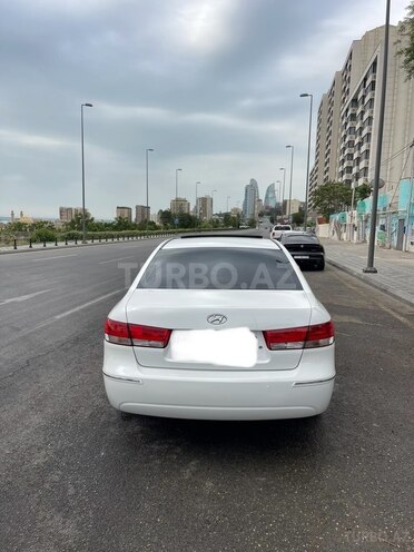 Hyundai Sonata-5