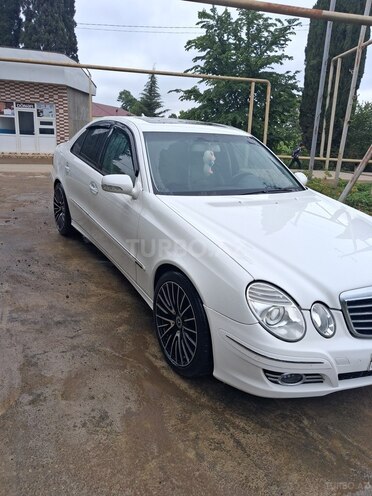 Mercedes E 220-4