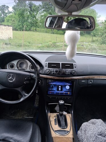 Mercedes E 220-5
