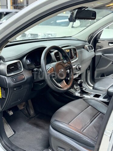 Kia Sorento-22