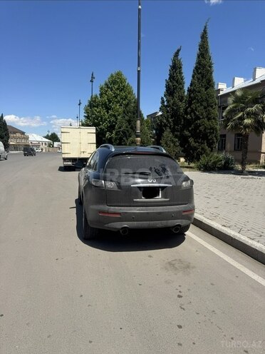 Infiniti FX35-2