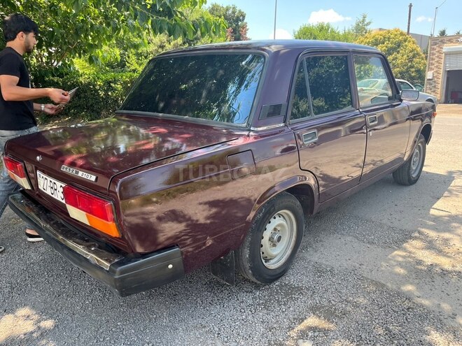 LADA (VAZ) 2107-5