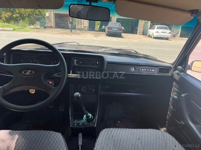 LADA (VAZ) 2107-8
