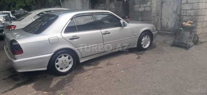 Mercedes C 230-9