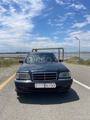 Mercedes C 200-2