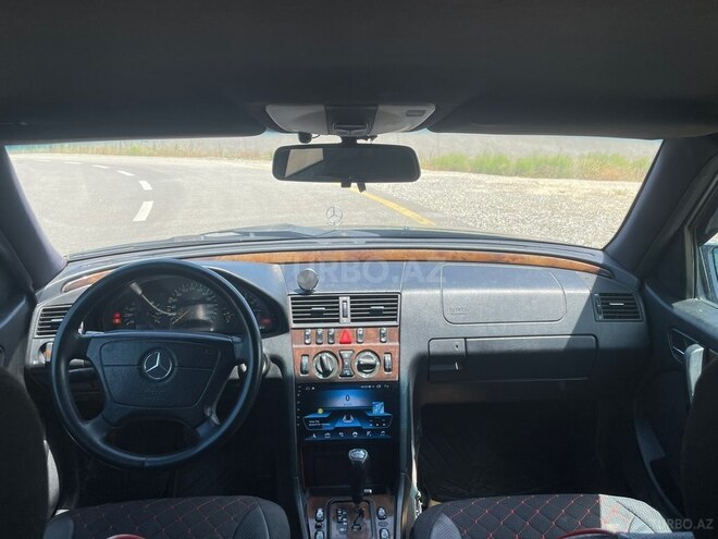 Mercedes C 200-6