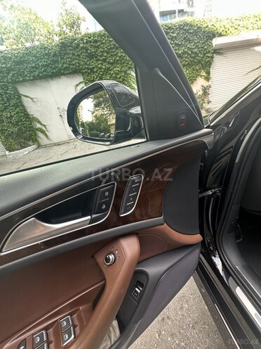 Audi A6-5