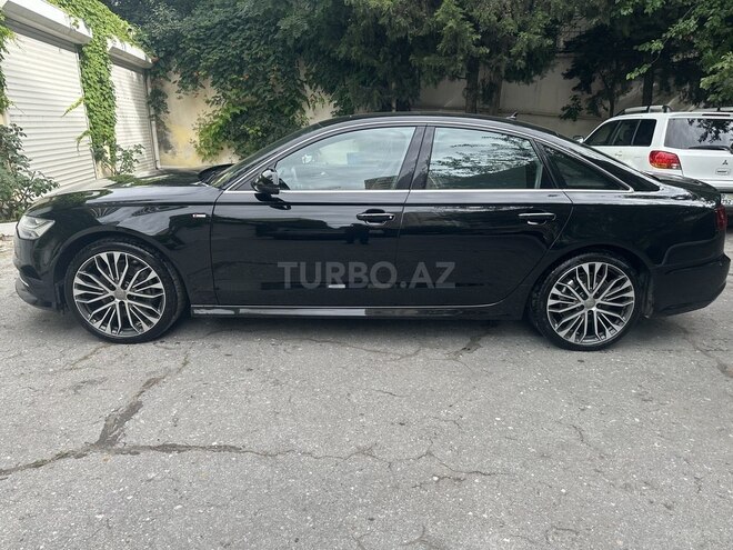 Audi A6-4