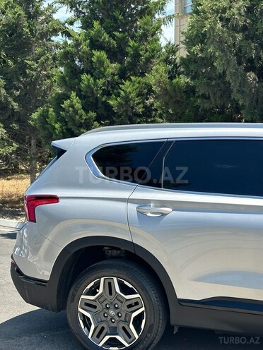 Hyundai Santa Fe-3