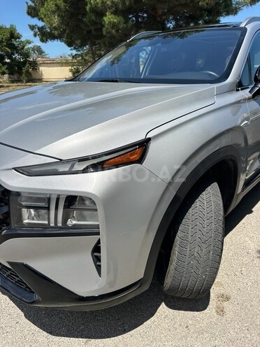Hyundai Santa Fe-12