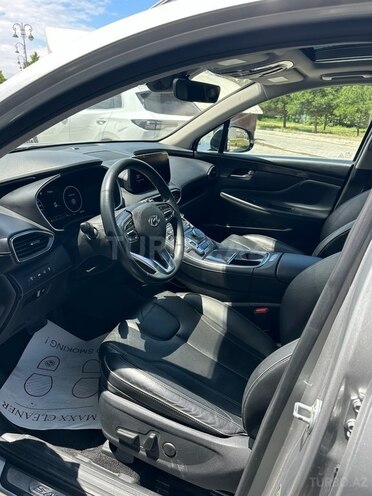 Hyundai Santa Fe-13