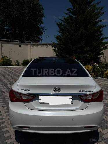 Hyundai Sonata-3