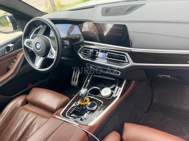 BMW X7-7