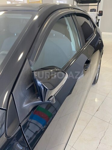 Toyota Corolla-7