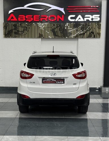 Hyundai ix35-13