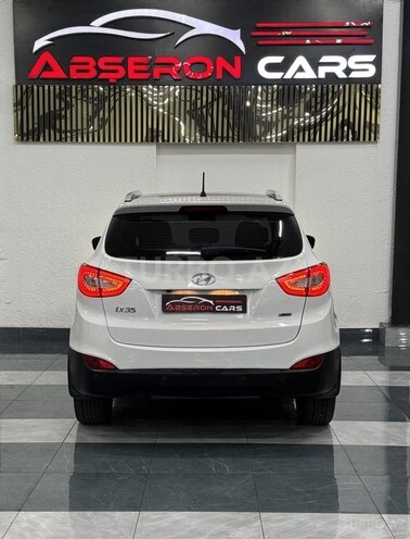 Hyundai ix35-10