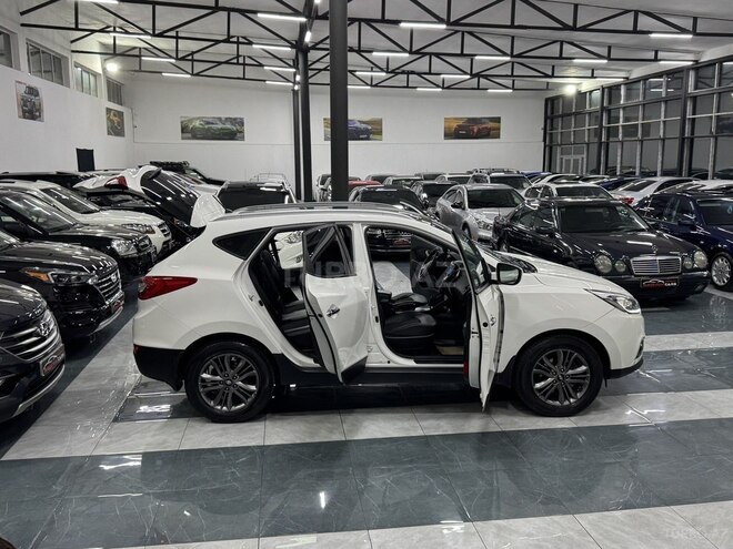 Hyundai ix35-15