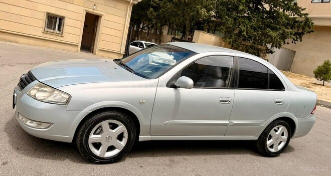 Nissan Sunny-3