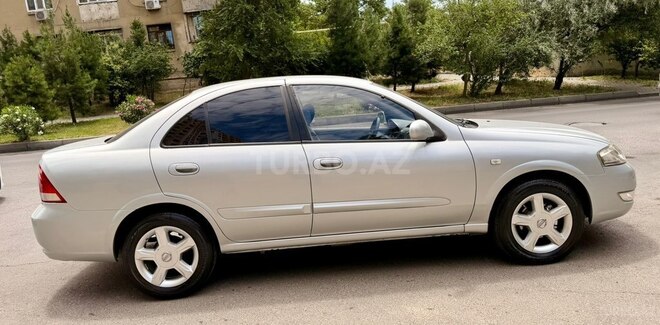 Nissan Sunny-15