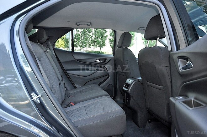 Chevrolet Equinox-18