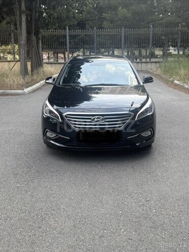 Hyundai Sonata-1