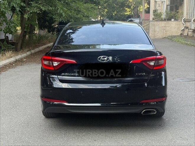 Hyundai Sonata-5