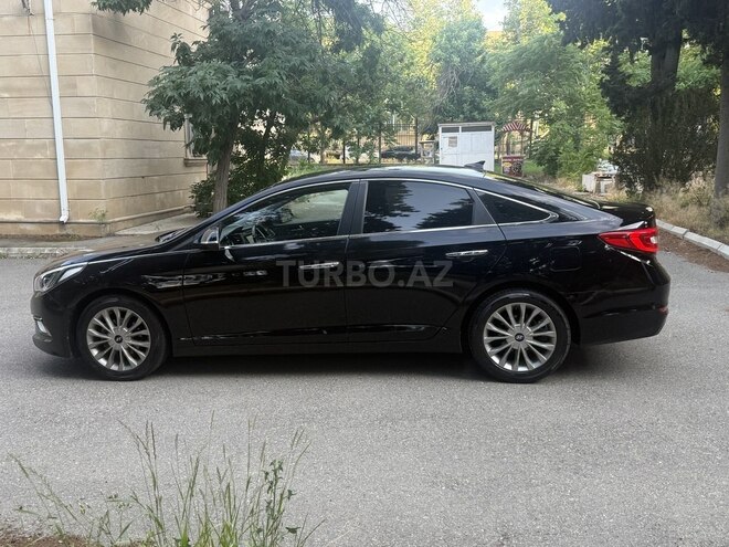Hyundai Sonata-4