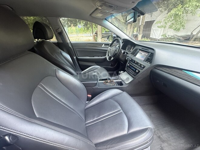 Hyundai Sonata-7