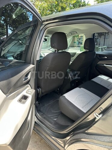Chevrolet Equinox-14
