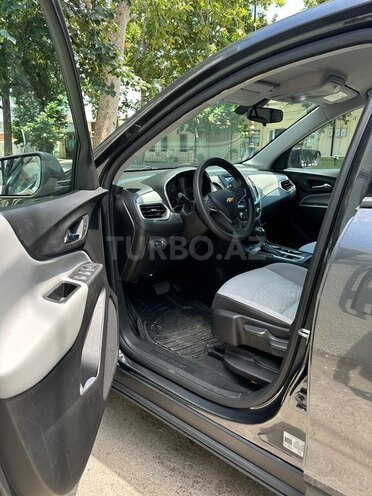 Chevrolet Equinox-12