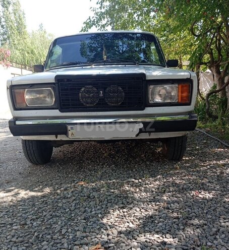 LADA (VAZ) 2107-1
