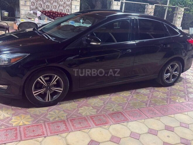 Ford Focus-3