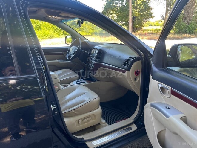 Hyundai Santa Fe-8