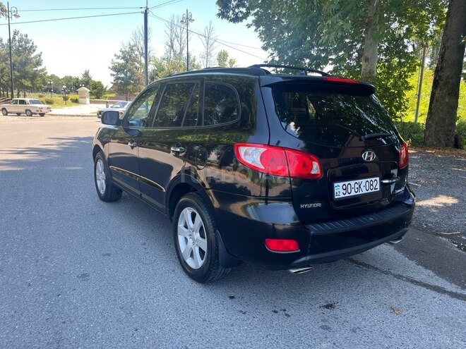 Hyundai Santa Fe-6