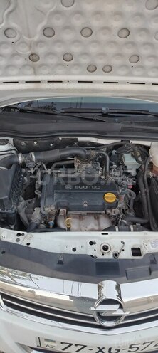 Opel Astra-2