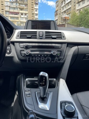 BMW 330-6