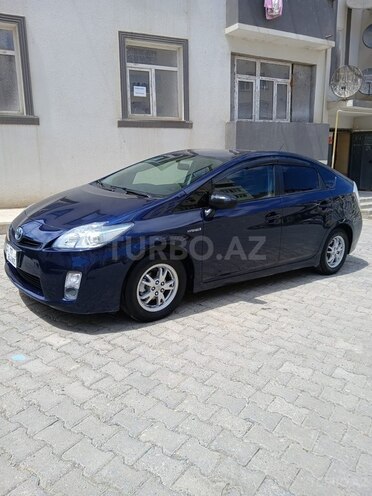 Toyota Prius-3
