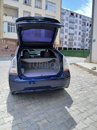 Toyota Prius-14